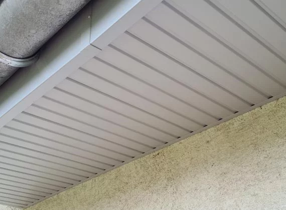 Réparation de dessous de toiture PVC 71